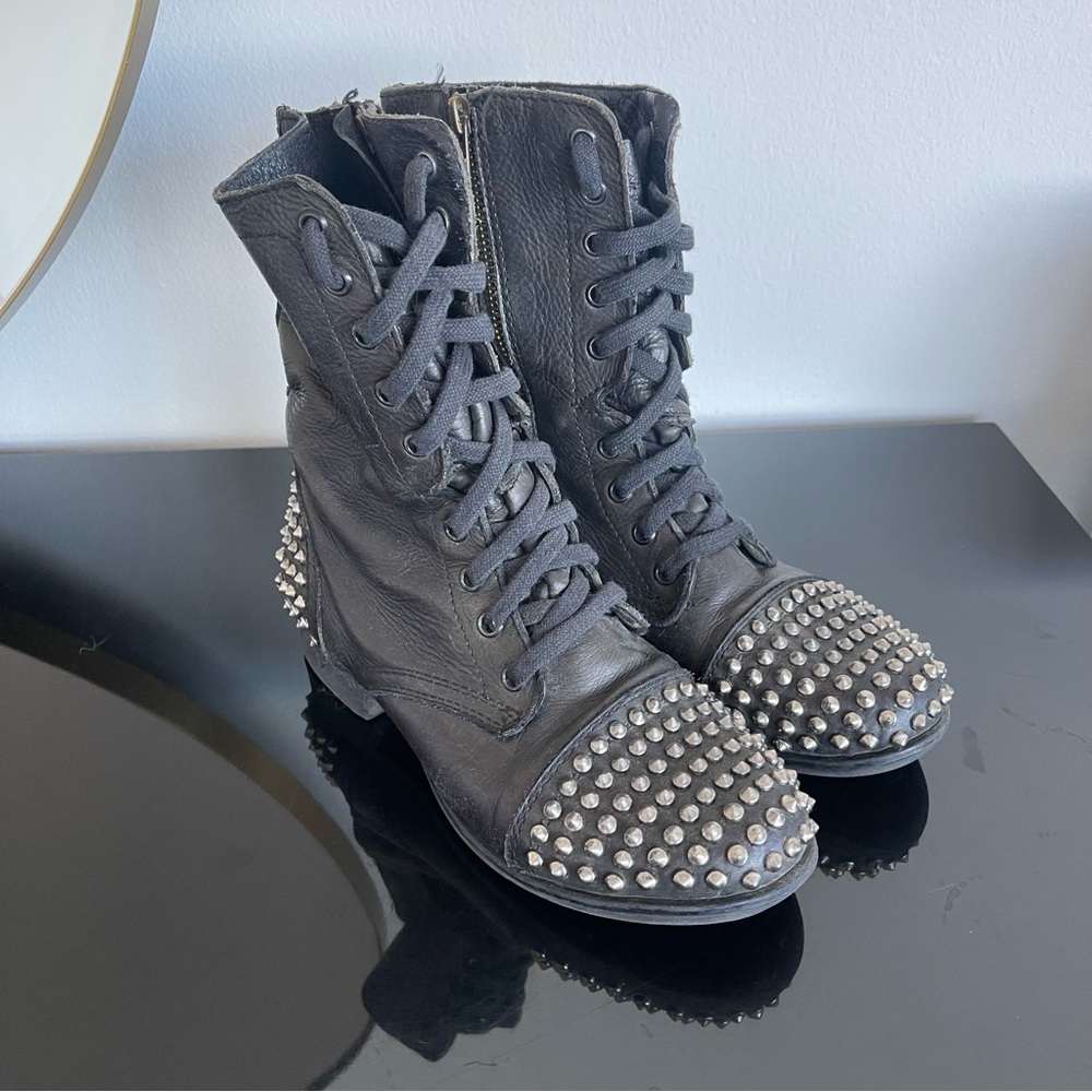 Steve Madden studded biker boots size 7.5